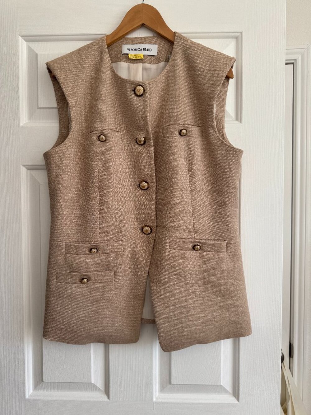 Veronica Beard Tamara Vest Beige Twill Linen Blend Gold Crest Buttons 14